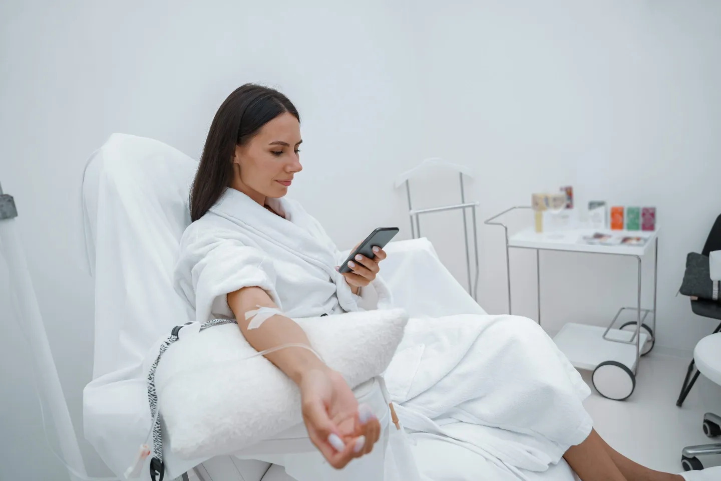 Vitamin drip consultation and suitability discussion in Seven Kings
